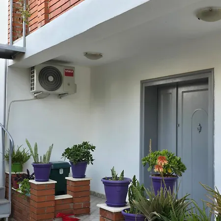 Apartman My Home- 3km From Vain