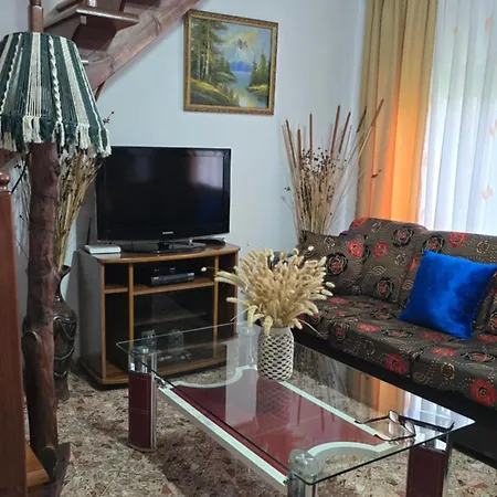 My Home- 3km From Vain Apartman