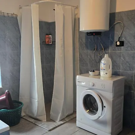 My Home- 3km From Vain Apartman Lezha